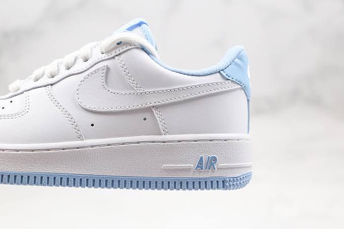 NIKE AIR FORCE LOW '07 WHITE HYDROGEN BLUE