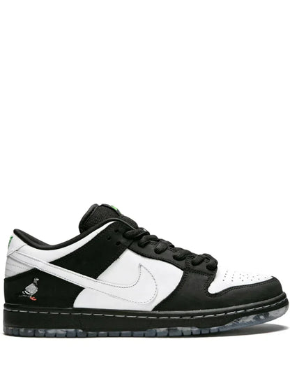 NIKE SD DUNK LOW PRO OG QS ''PANDA PIGEON'' SNEAKERS