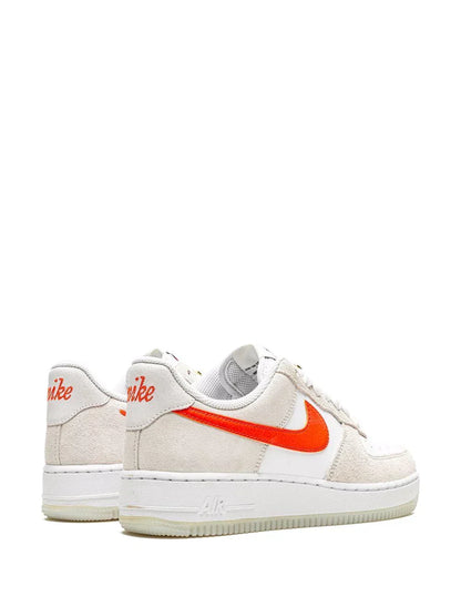 NIKE AIR FORCE 1 '07 SE ''ORANGE SUMMIT'' SNEAKERS