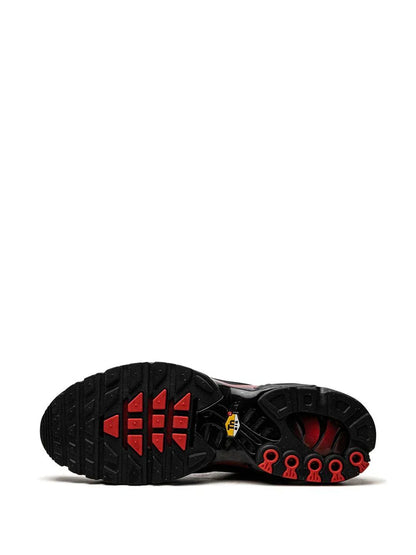 NIKE AIR MAX PLUS ''BRED REFLECTIVE'' SNEAKERS