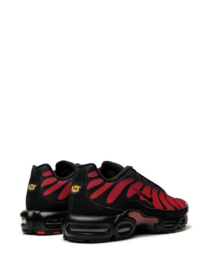 NIKE AIR MAX PLUS ''BRED REFLECTIVE'' SNEAKERS
