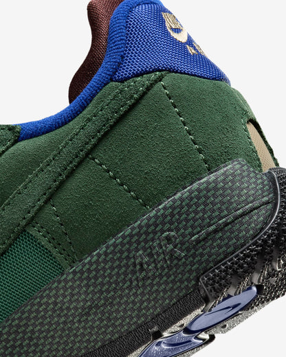 NIKE AIR FORCE 1 WILD SNEAKERS