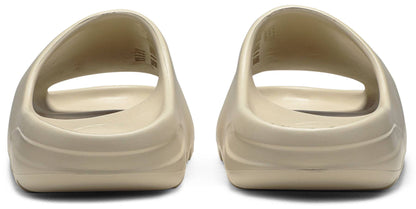 Yeezy Slides 'Bone'