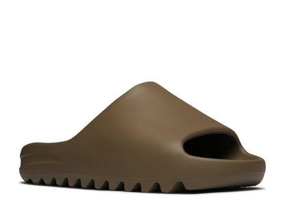 YEEZY SLIDES 'EARTH BROWN'