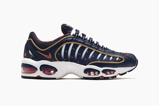 NIKE AIR MAX TAILWIND 4 ''USA'' SNEAKERS